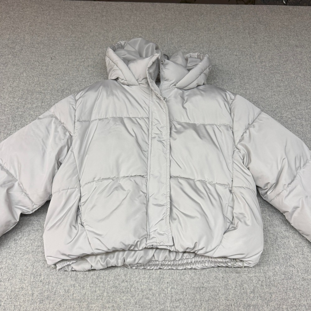 Forever 21 | Puffer Jacket | Small | Light Gray | Cropped Hooded Quilted Zip Up